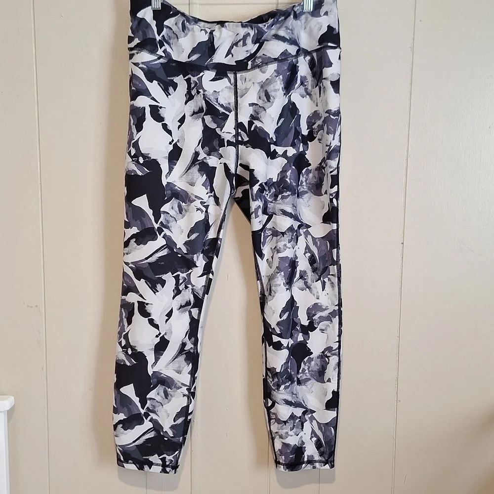 Avia size xl